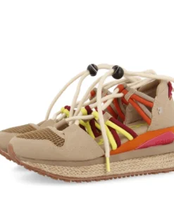 Alternative view of Tennis Tiras Romanas